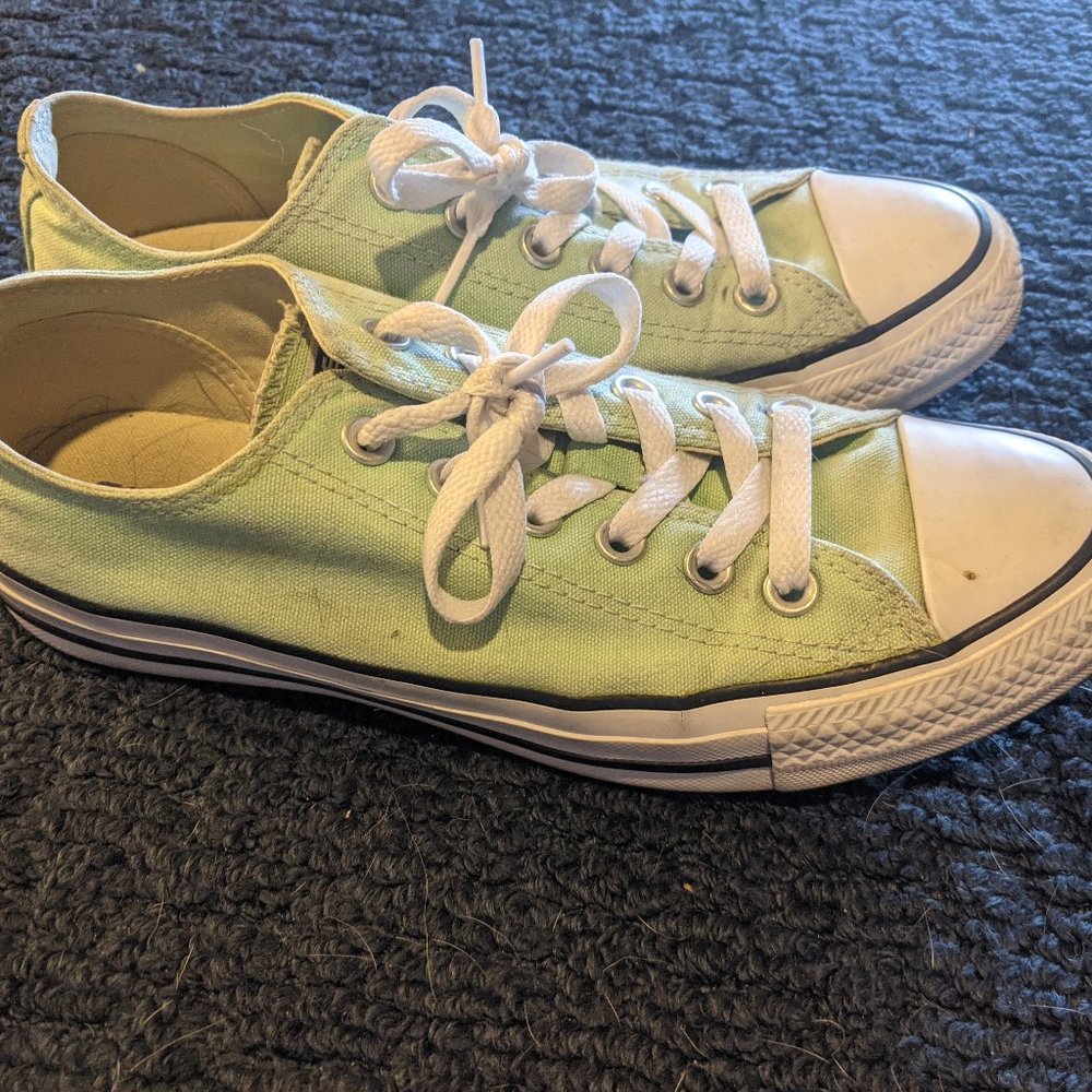 Mint green converse